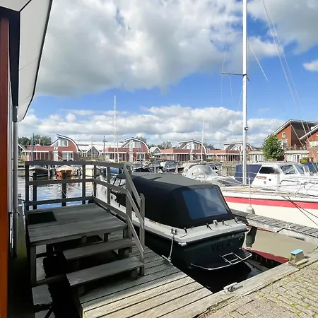 בית נופש Jachtzicht By Droomvilla Uitgeest