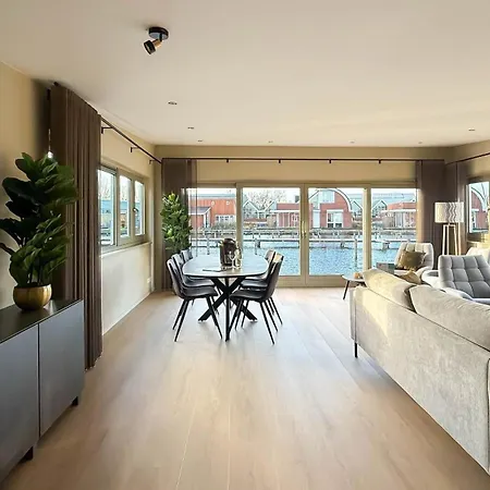 בית נופש Jachtzicht By Droomvilla