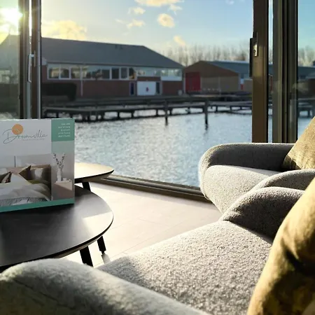 Jachtzicht By Droomvilla בית נופש Uitgeest